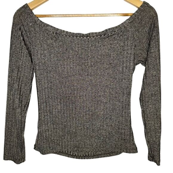 Charlotte Russe Gray Ribbed Knit Off Shoulder Top - Picture 6 of 10